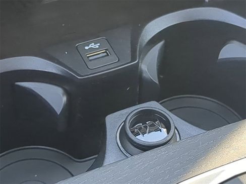 New 2026 BMW 330i 330i w/ Convenience Package image 21