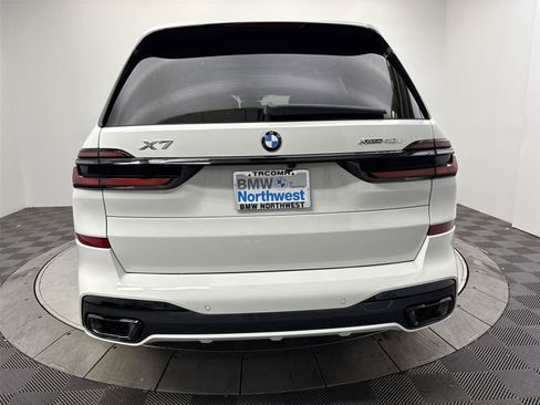 New 2027 BMW X7 xDrive40i w/ M Sport Package AWD/4WD image 15