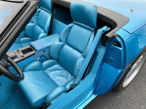 Used 1989 Chevrolet Corvette Convertible RWD image 21