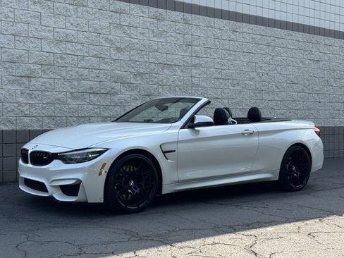 Used 2018 BMW M4 Convertible RWD image 13