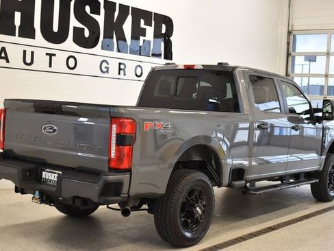Used 2025 Ford F250 XL w/ STX Appearance Package image 4