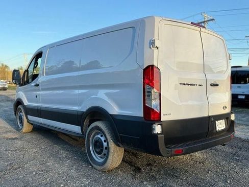 New 2026 Ford Transit 150 Low Roof w/ Load Area Protection Package RWD image 10