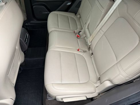 Used 2023 Lincoln Corsair AWD w/ Equipment Group 101A image 35