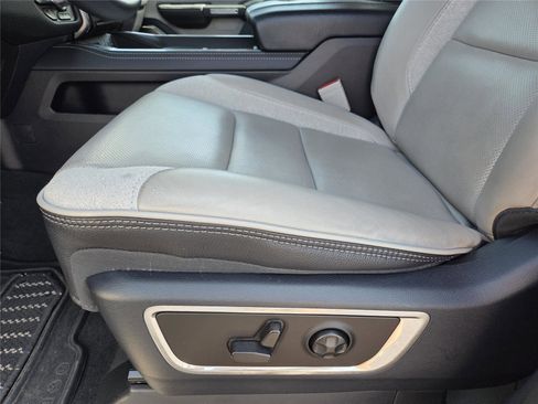 Used 2024 RAM 1500 Limited AWD/4WD image 20