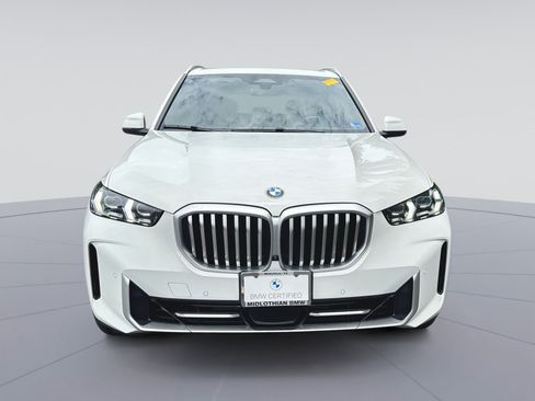 Used 2024 BMW X5 xDrive40i w/ Premium Package AWD/4WD image 10
