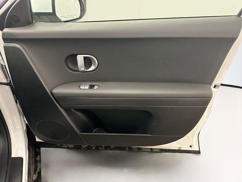 Used 2024 Hyundai Ioniq 5 SEL image 34