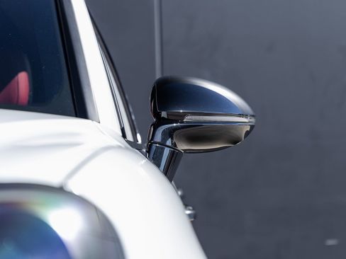 Used 2022 Porsche Cayenne GTS image 17