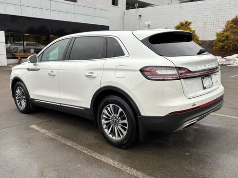 Used 2020 Lincoln Nautilus Reserve image 3