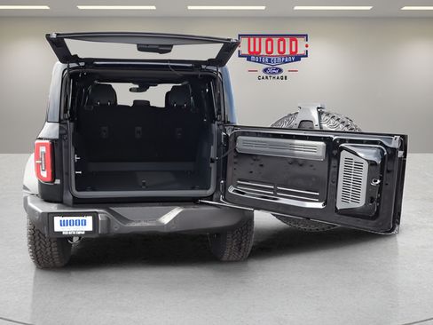 New 2026 Ford Bronco Outer Banks w/ Sasquatch Package AWD/4WD image 4