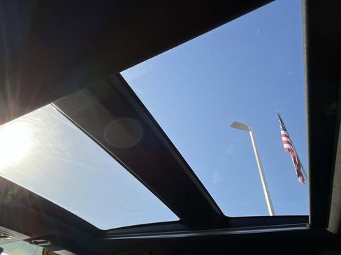 Used 2025 Toyota Camry XSE FWD image 16