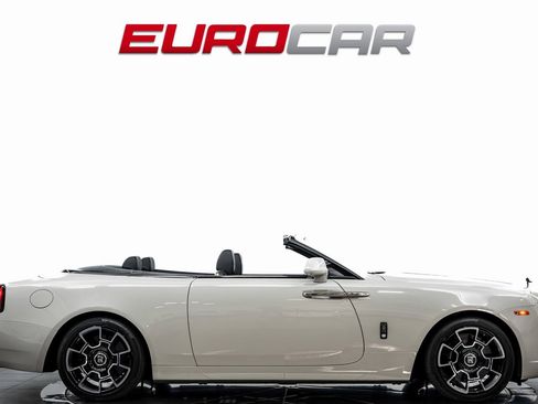 Used 2021 Rolls-Royce Dawn image 7