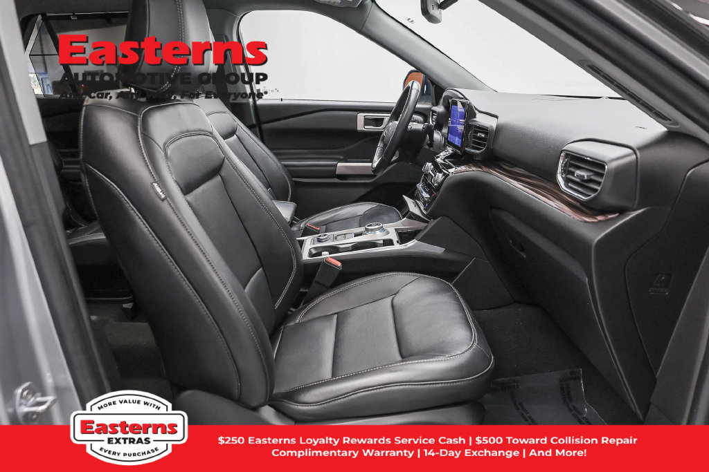 Used 2023 Ford Explorer Limited AWD/4WD image 27
