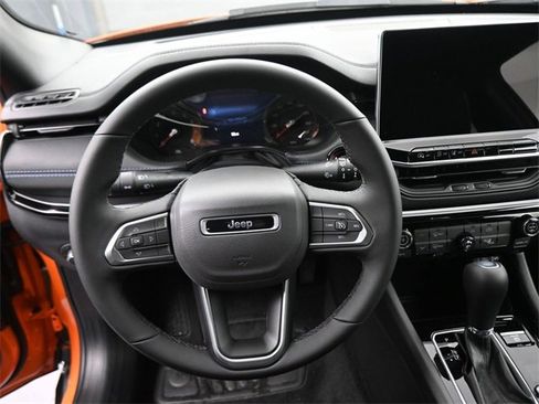 New 2026 Jeep Compass Latitude image 41