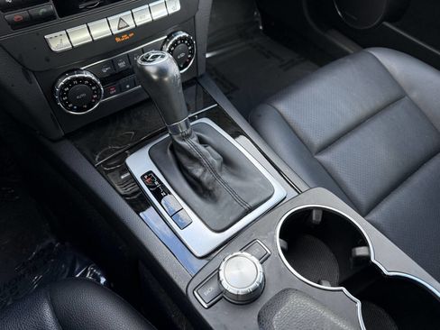 Used 2013 Mercedes-Benz C 350 Sport image 25