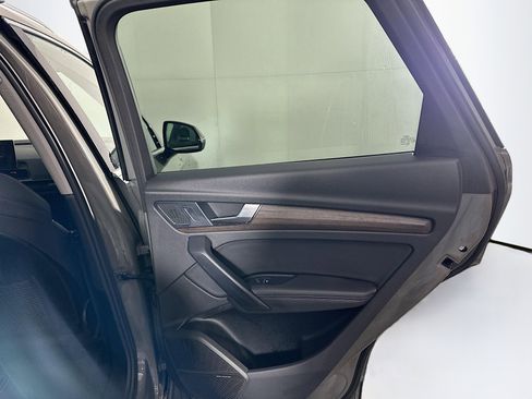 Used 2024 Audi Q5 2.0T Premium Plus image 31