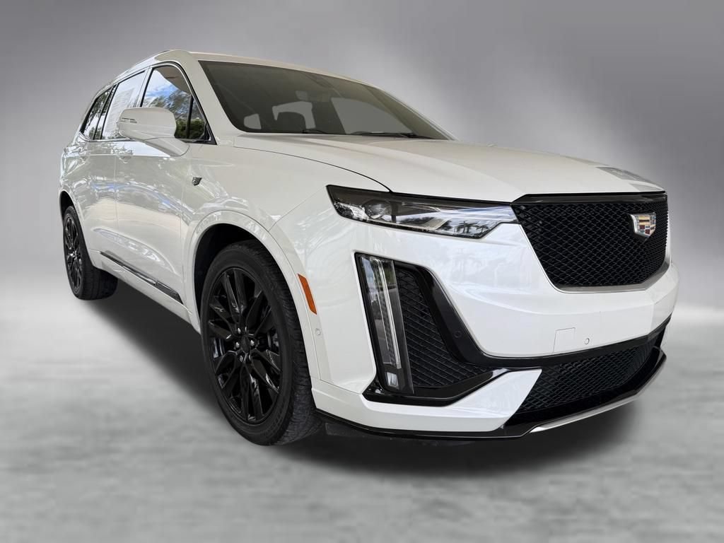 Used 2021 Cadillac XT6 Sport AWD/4WD image 2
