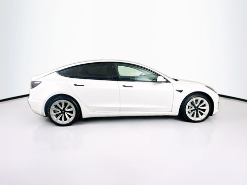 Used 2022 Tesla Model 3 Long Range AWD/4WD image 10