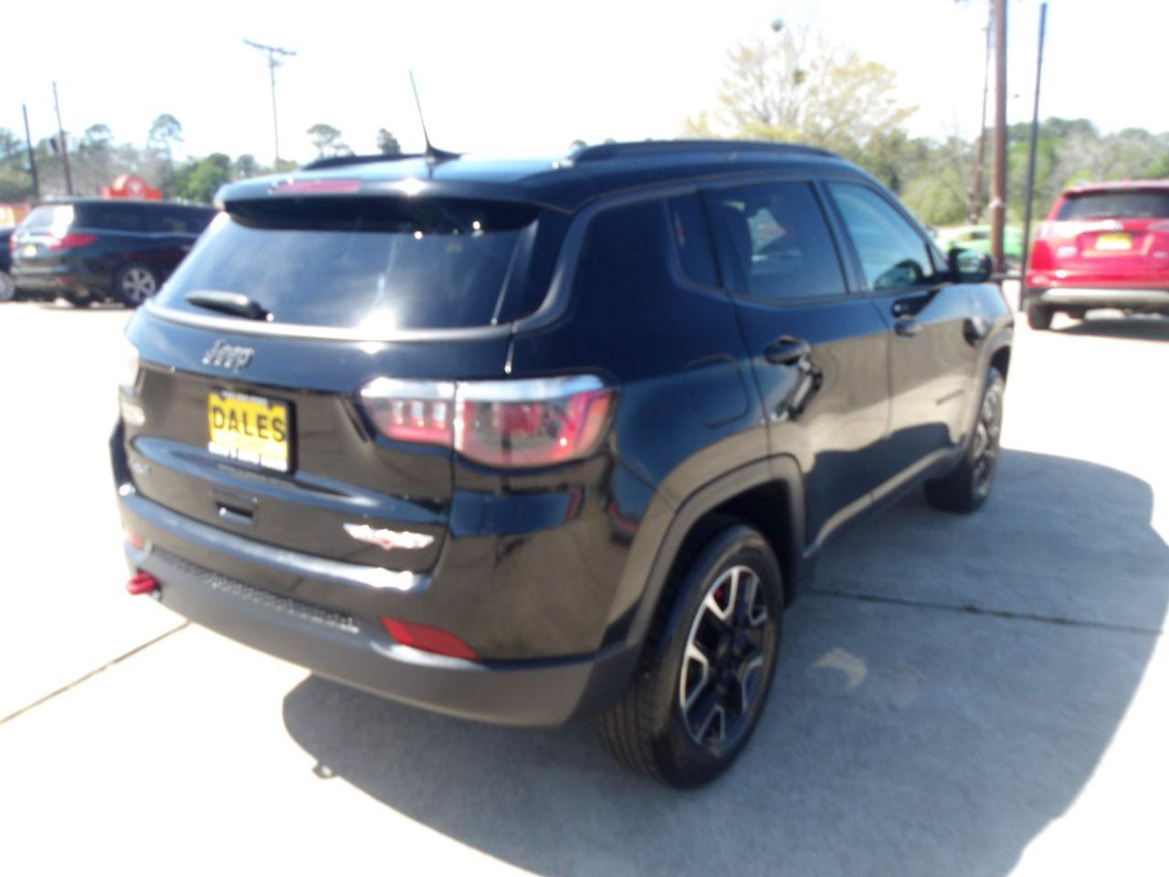 Used 2020 Jeep Compass Trailhawk AWD/4WD image 11