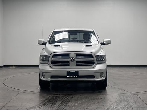 Used 2016 RAM 1500 Sport RWD image 8