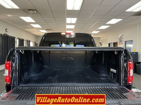 Used 2020 Ford F150 XLT w/ Equipment Group 302A Luxury AWD/4WD image 29
