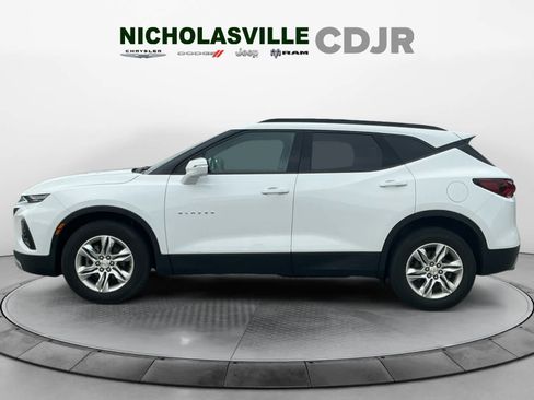 Used 2021 Chevrolet Blazer LT AWD/4WD image 2