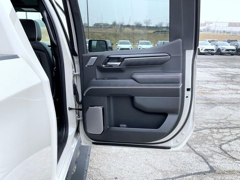 New 2026 GMC Sierra 1500 AT4X image 17