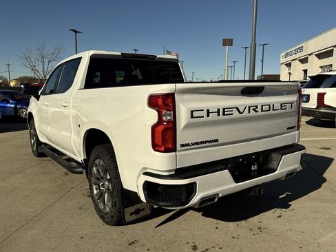 Used 2023 Chevrolet Silverado 1500 RST w/ Z71 Off-Road Package image 6