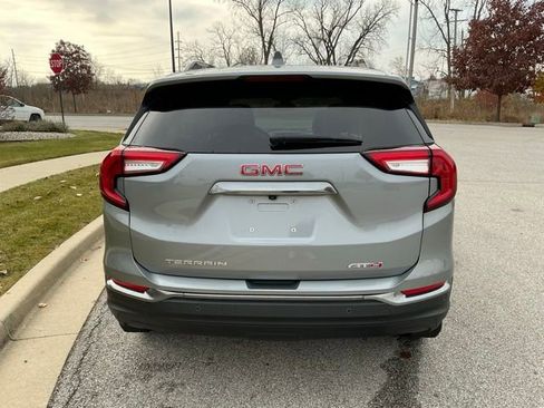 Used 2024 GMC Terrain AT4 image 8