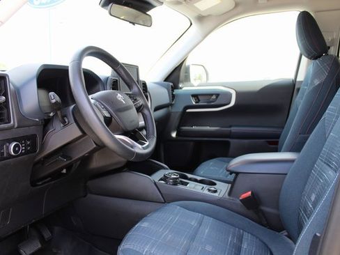 Used 2024 Ford Bronco Sport Heritage w/ Heritage Convenience Package image 12