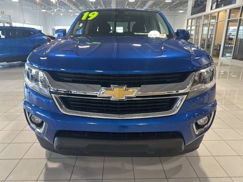 Used 2019 Chevrolet Colorado LT w/ LT Convenience Package AWD/4WD image 8