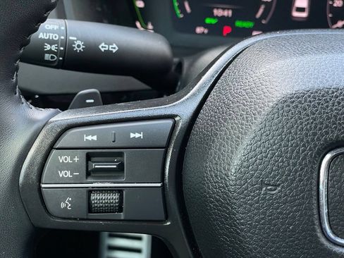 Used 2025 Honda Accord Sport image 15