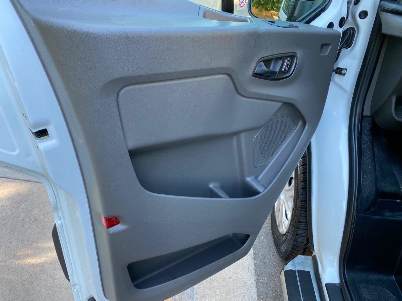 Used 2025 Ford Transit 250 Low Roof w/ Exterior Upgrade Package RWD image 23