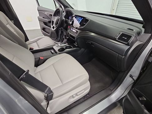 Certified 2023 Honda Passport EX-L image 39
