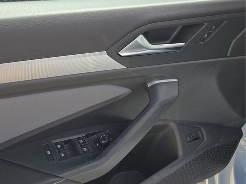 New 2026 Volkswagen Jetta SE FWD image 15