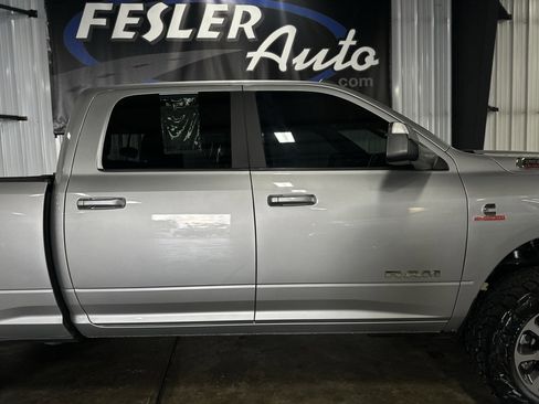 Used 2022 RAM 2500 Big Horn w/ Level C Equiment Group AWD/4WD image 4