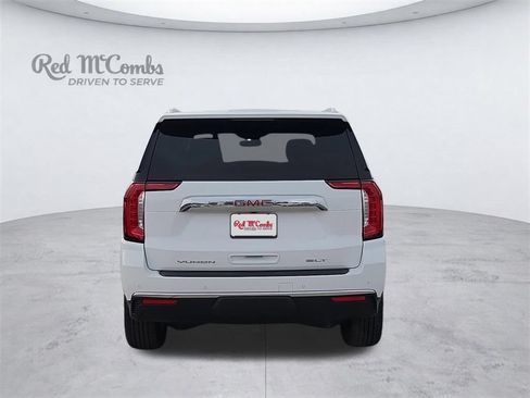 Used 2023 GMC Yukon SLT w/ SLT Luxury Package AWD/4WD image 5
