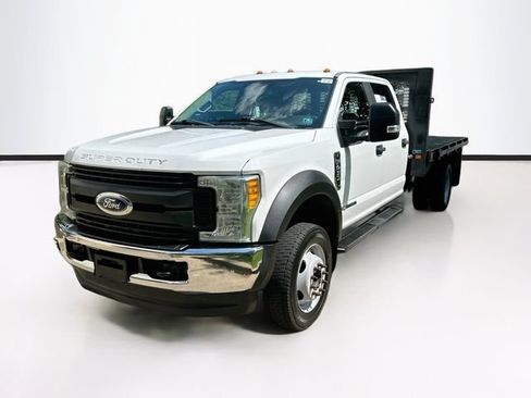 Used 2017 Ford F450 XL w/ Power Equipment Group AWD/4WD image 3