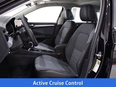 New 2025 Volkswagen Jetta SE image 21