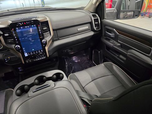 Used 2024 RAM 2500 Laramie w/ Safety Group AWD/4WD image 45