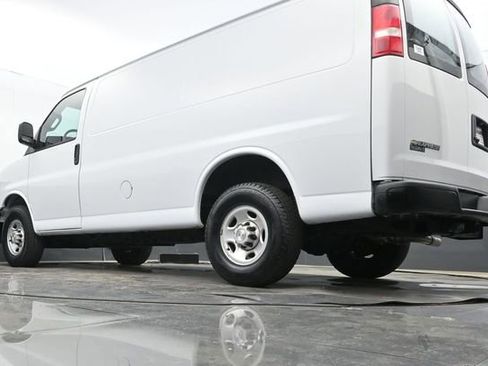 Used 2020 Chevrolet Express 2500 w/ Driver Convenience Package image 21
