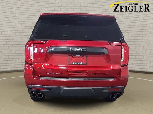 Used 2024 GMC Yukon Denali Ultimate AWD/4WD image 6