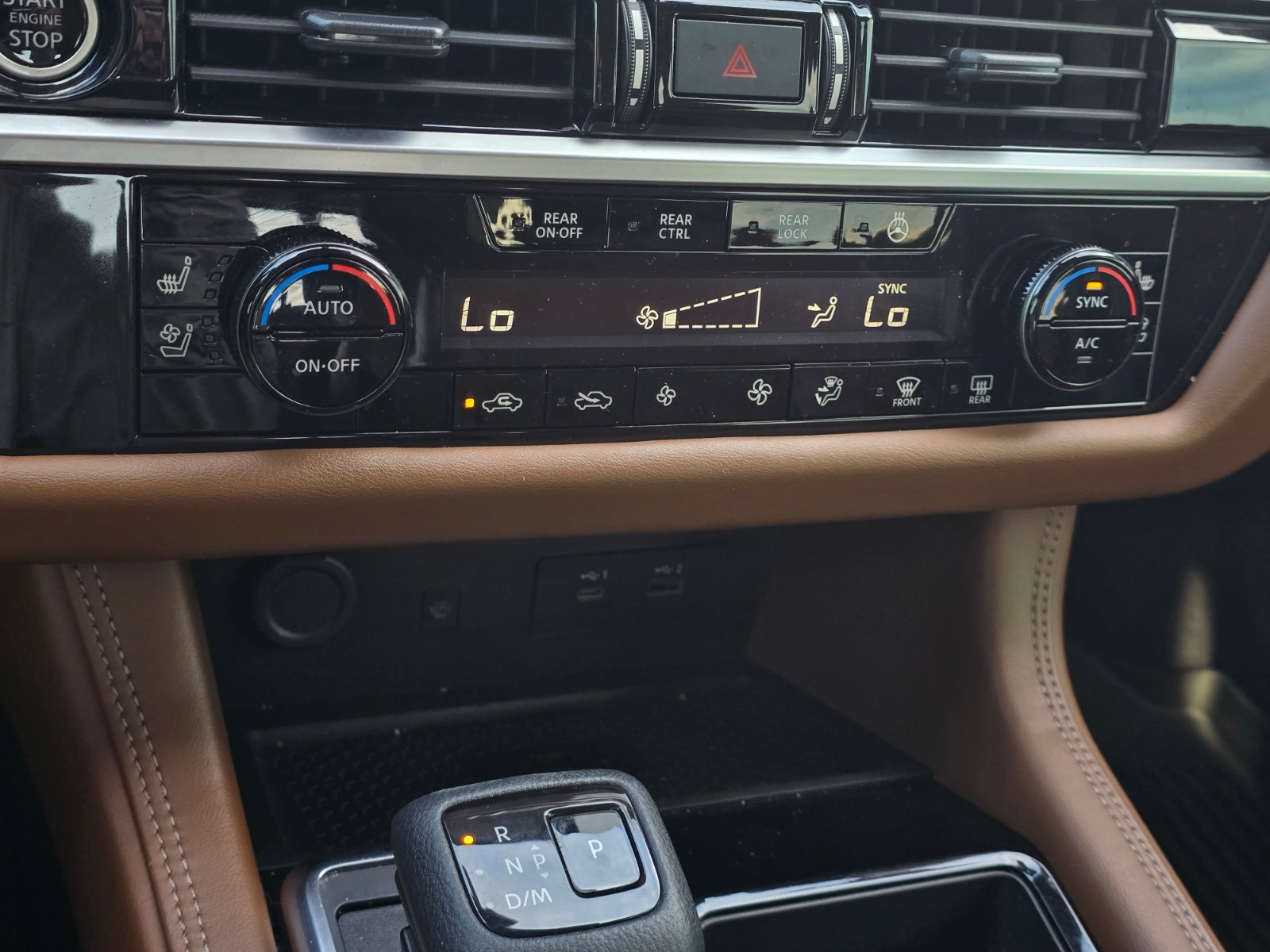 Used 2022 Nissan Pathfinder Platinum AWD/4WD image 21