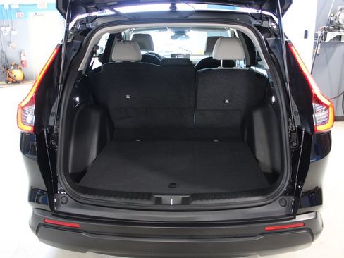 Certified 2025 Honda CR-V EX image 17