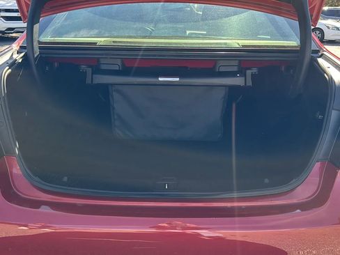 Used 2015 Mercedes-Benz E 350 4MATIC Sedan image 14