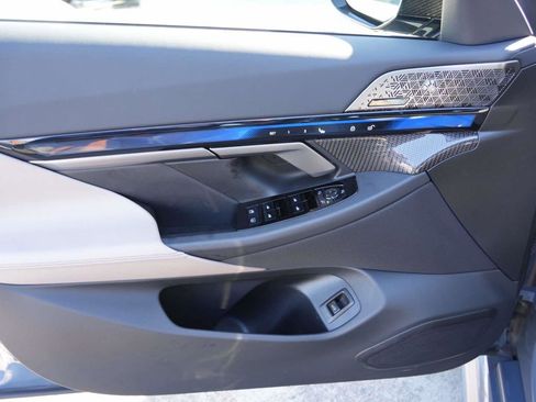 Used 2026 BMW M5 image 15