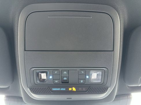 New 2026 Ford Explorer ST-Line w/ ST-Line Street Pack image 32