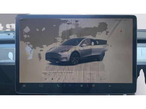 Used 2024 Tesla Model Y 2WD image 17