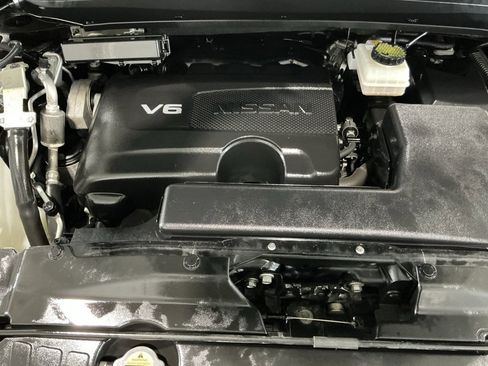 Used 2020 Nissan Pathfinder SV image 29