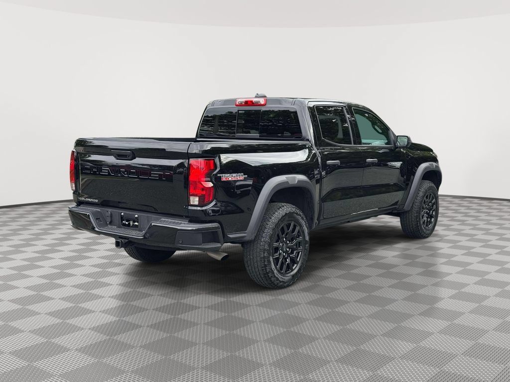 Used 2026 Chevrolet Colorado Trail Boss AWD/4WD image 7