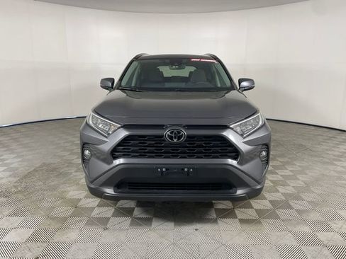 Used 2021 Toyota RAV4 XLE w/ Convenience Package FWD image 19